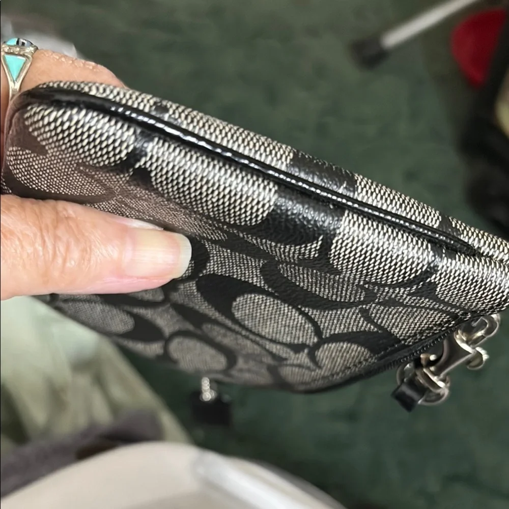 Coach Signature Black and Gray Clutch Wristlet - Picture 7 of 8